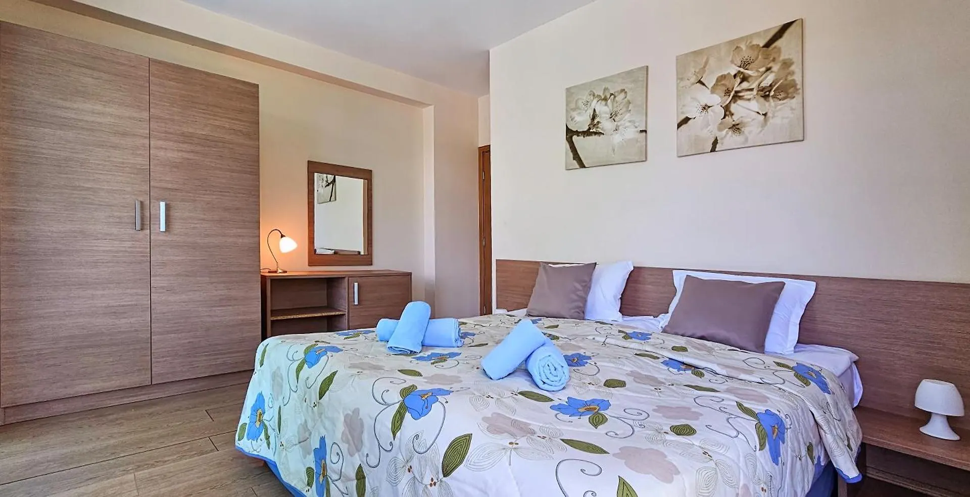 Excelsior Holiday Apartments Napospart 0*,