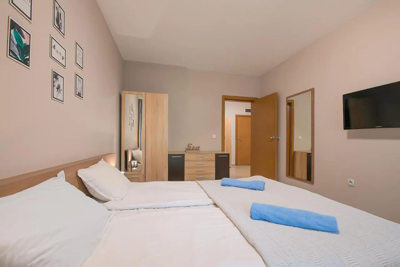 Excelsior Holiday Apartments Солнечный берег