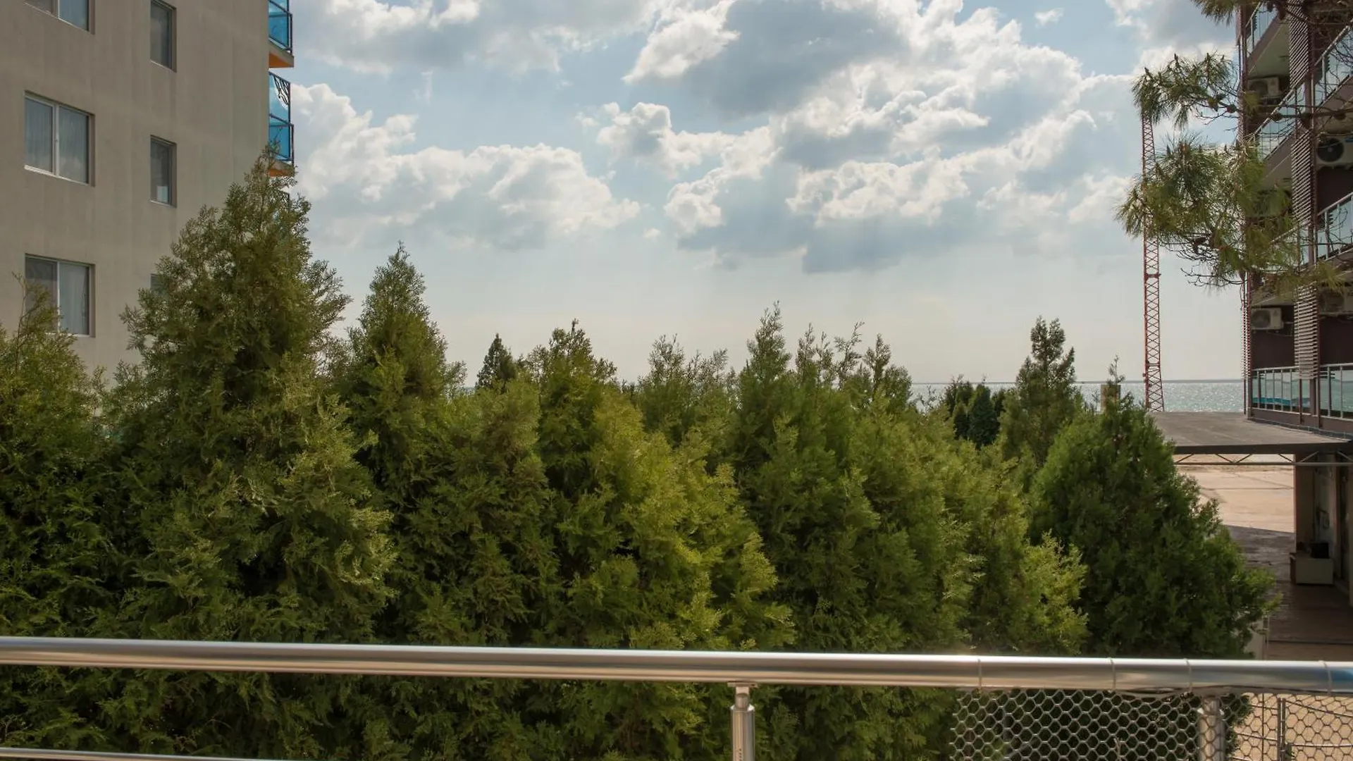 Excelsior Holiday Apartments Солнечный берег