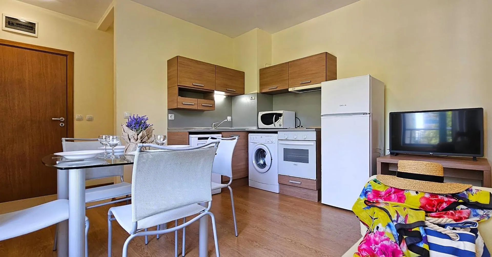 Excelsior Holiday Apartments Солнечный берег